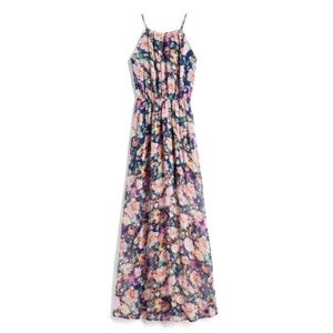 FATE FLORAL MAXI DRESS. SIZE (M)